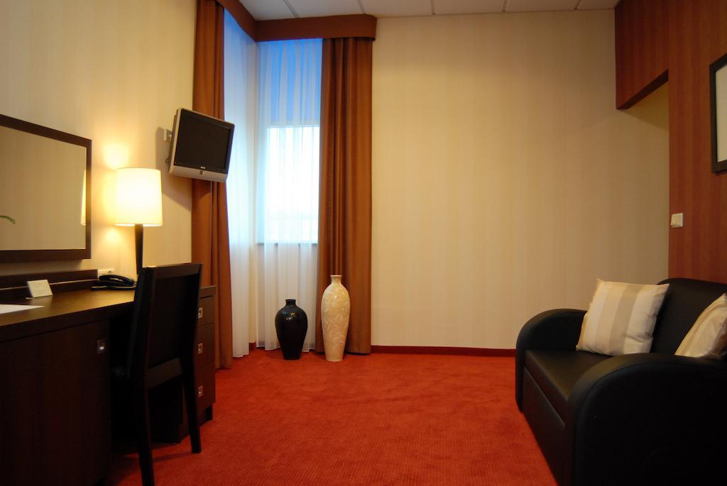 Hotel Pik Mikolow Δωμάτιο φωτογραφία