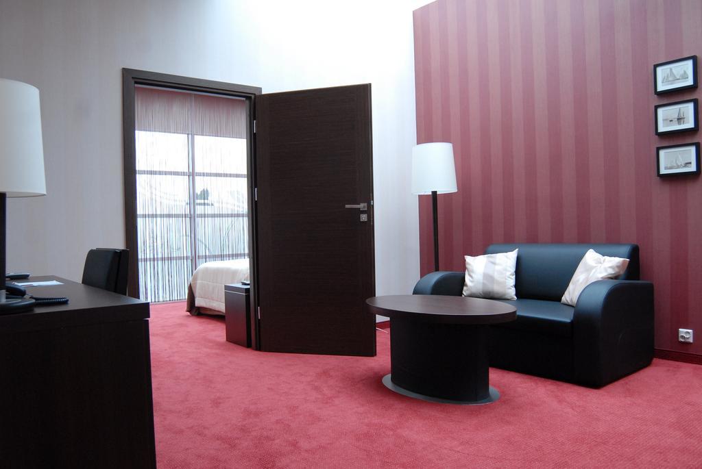 Hotel Pik Mikolow Εξωτερικό φωτογραφία