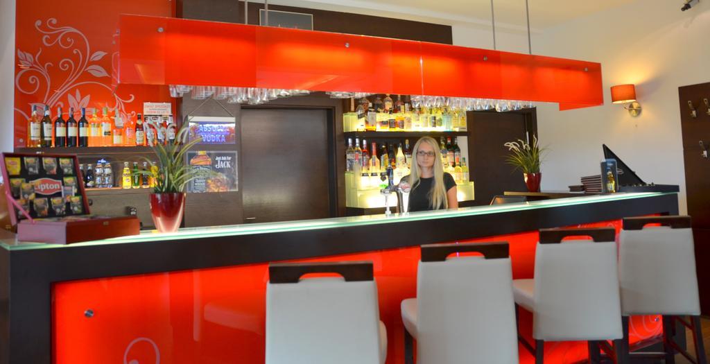 Hotel Pik Mikolow Εξωτερικό φωτογραφία