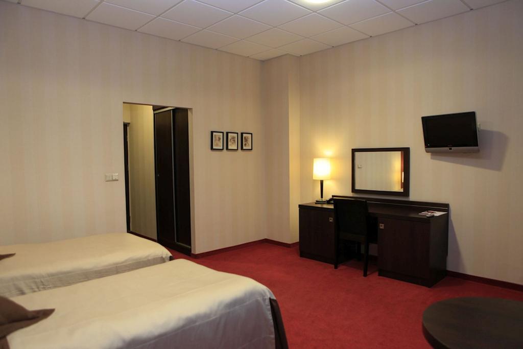 Hotel Pik Mikolow Εξωτερικό φωτογραφία